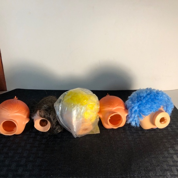 Vintage Lot of  5 Doll heads plastic rubber - Picture 12 of 12